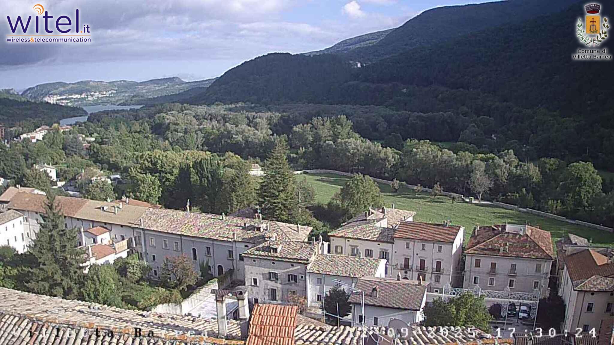 immagine della webcam nei dintorni di Scanno: webcam Villetta Barrea